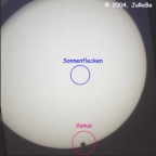 Venustransit am 08.06.2004 - 07:35 Uhr: Die Wanderung der Venus �ber die Sonne beginnt.
